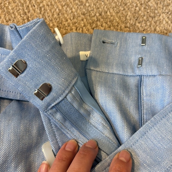 🔹 Veronica Beard Blue Pleated Linen Shorts - size 4​ - Picture 8 of 8